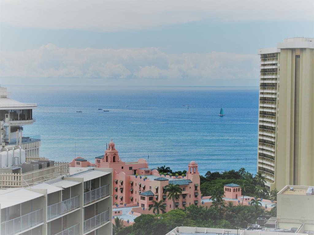 ホノルル Aloha Vacationsアパートホテル エクステリア 写真